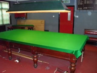 Removing The Snooker Cloths (1)