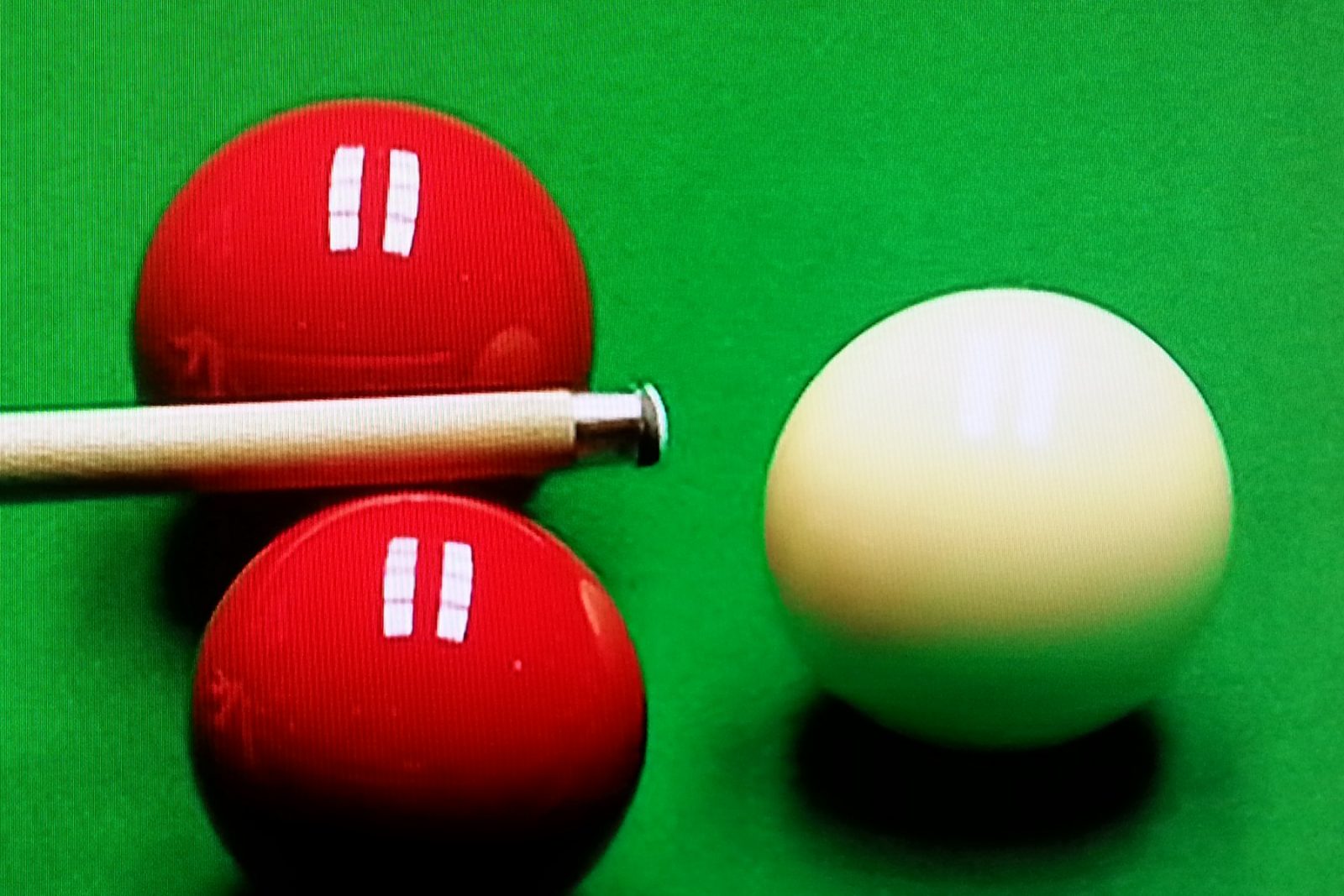 Handmade Snooker Cues | Pool Cues | Cue Cases | Snooker Cue Tips