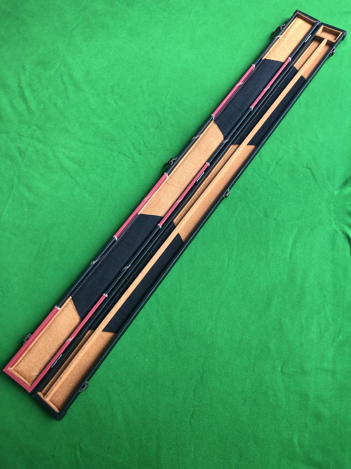 Handmade Snooker Cues | Pool Cues | Cue Cases | Snooker Cue Tips