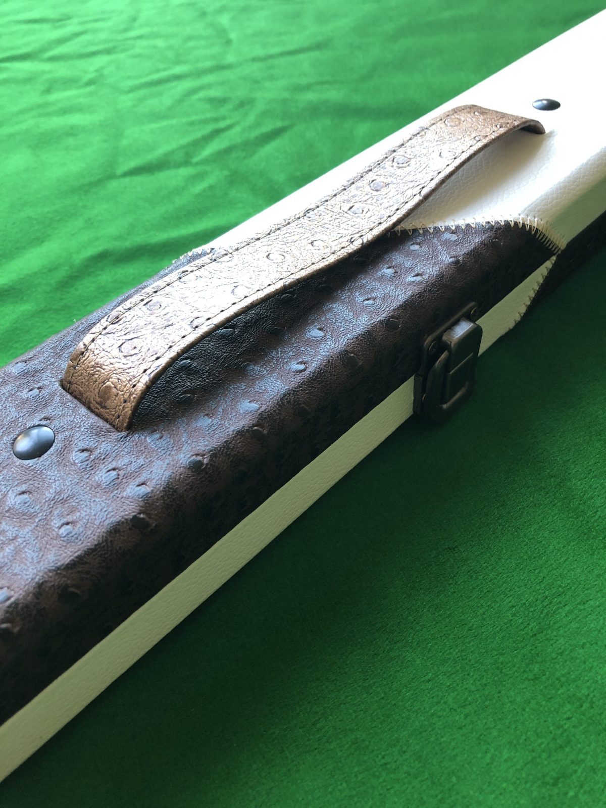 Handmade Snooker Cues | Pool Cues | Cue Cases | Snooker Cue Tips