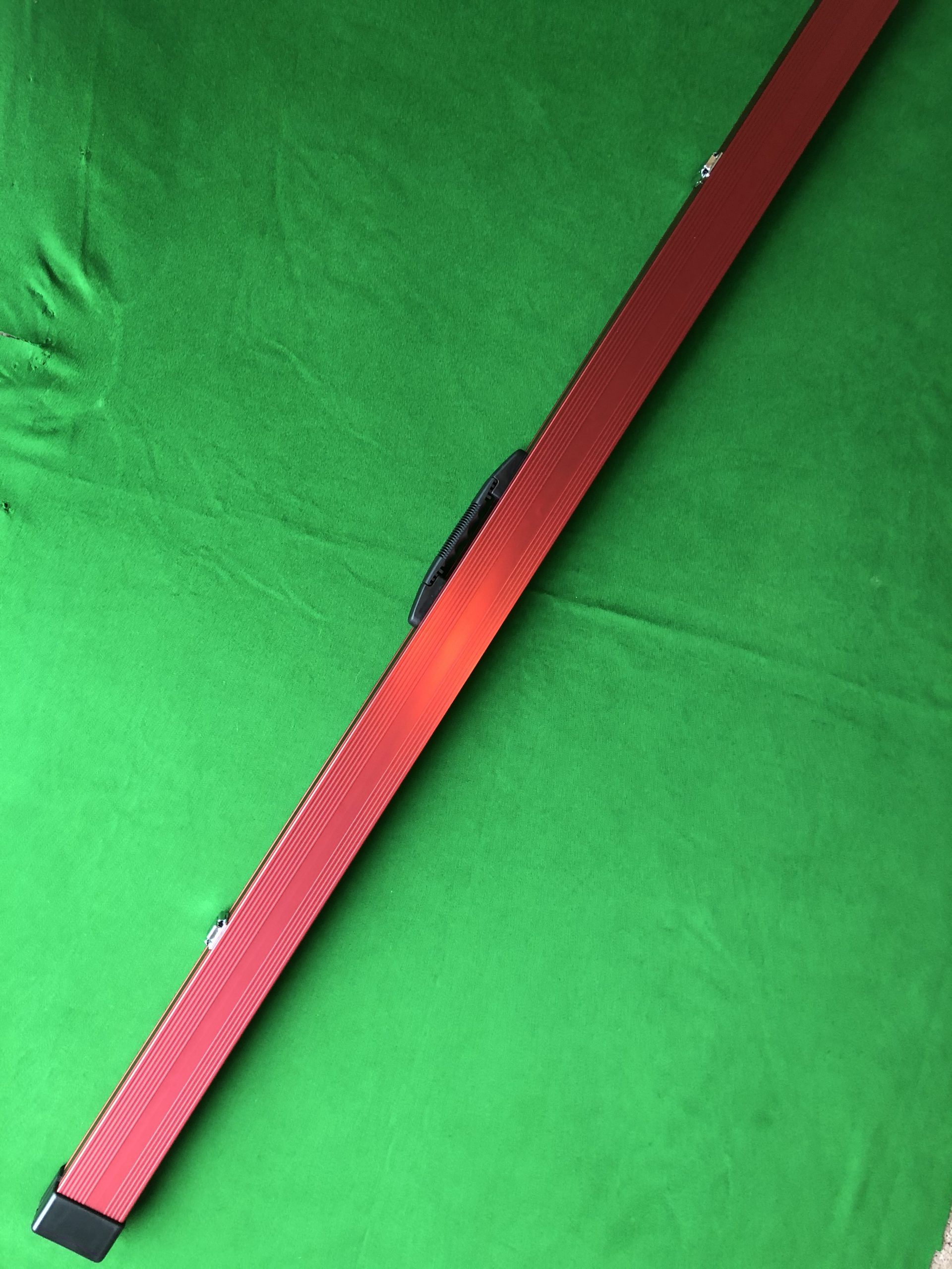 1 Piece Wine Aluminium Cue Case Handmade Snooker Cues Pool Cues