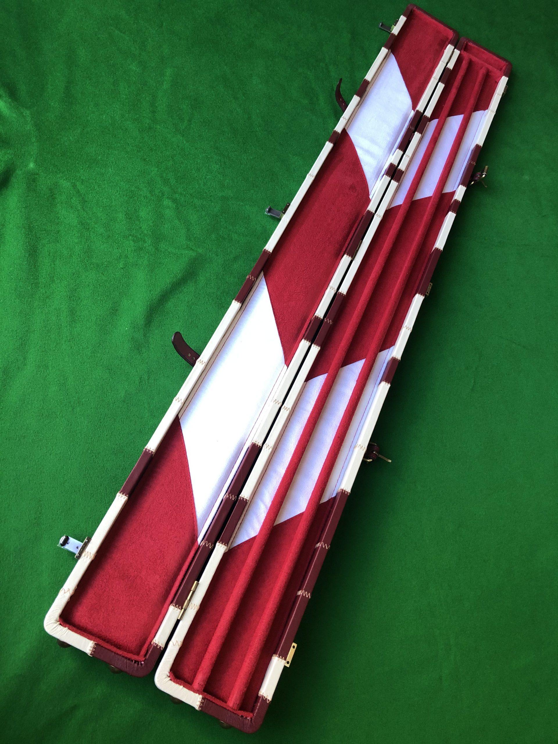 Three Quarter Burgundy - Cream Cue Case - Extra Wide 6607-1 1