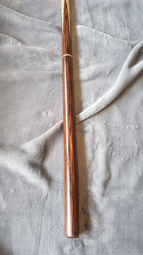 Wenge Snooker Cue CBA43 1